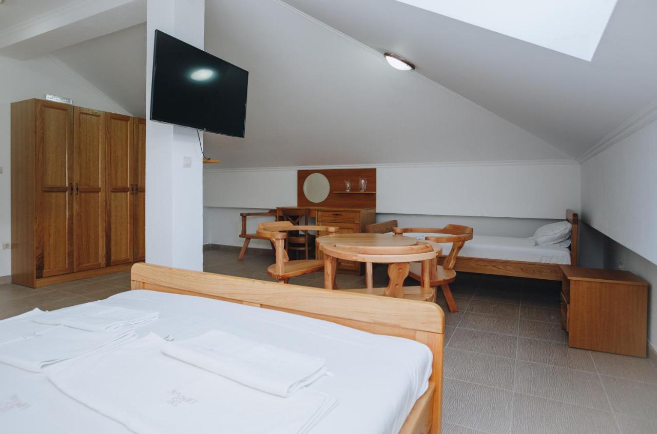 Eco Winery Lipovac Apartments Cetinje Extérieur photo